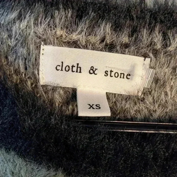 Anthropologie cloth & stone fuzzy camo sweater xs super soft and cozy - Picture 2 of 10